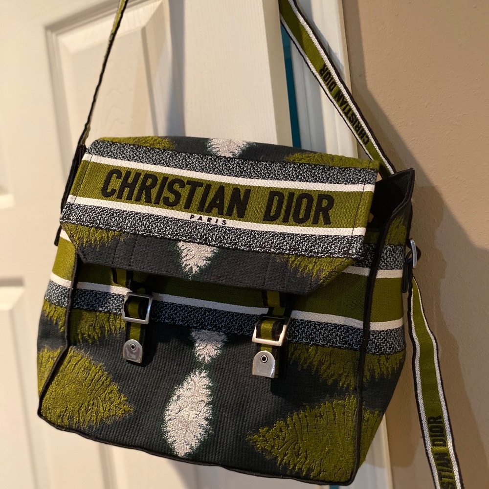 Dior Fall 2020 Tie-Die Messenger